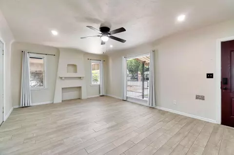 615 E 5th St, Madera, CA 93638 photo 6