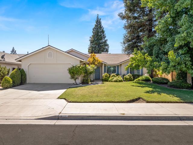 2313 N Milburn Ave, Fresno, CA 93722