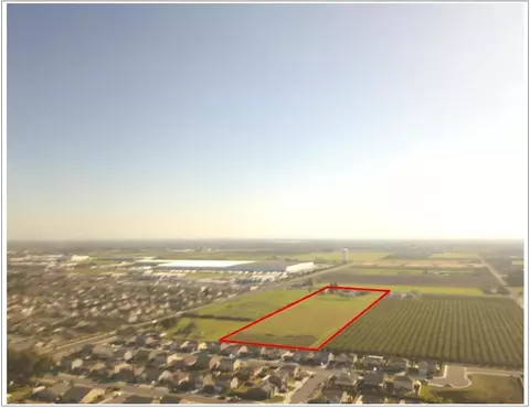 7116 Avenue 416, Dinuba, CA 93618