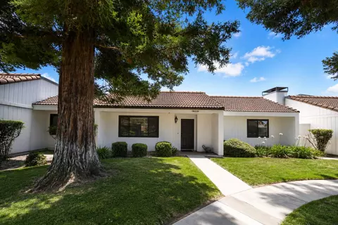 1935 W Santa Ana Ave, Fresno, CA 93705