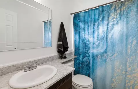 2596 Walnut St, Selma, CA 93662 photo 9