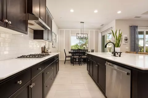 Kitchen - 3283 Soledad Ave, Clovis, CA 93619 photo 5 of 6