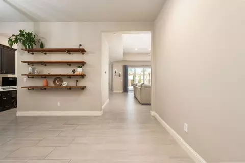 Entry Way - 3283 Soledad Ave, Clovis, CA 93619 photo 2 of 10