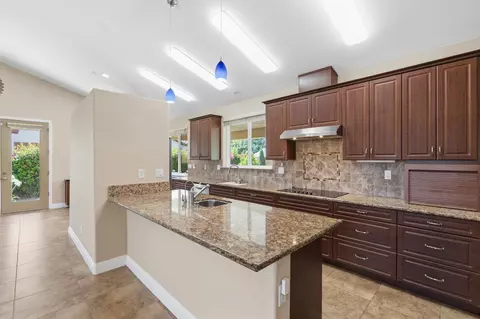 2038 Austin Ave, Clovis, CA 93611 photo 10