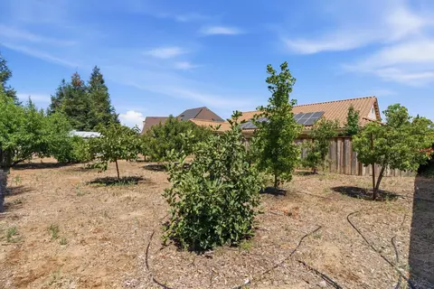 2038 Austin Ave, Clovis, CA 93611 photo 31