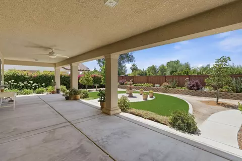 2038 Austin Ave, Clovis, CA 93611 photo 26