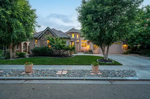 1840 N Duke Ave, Clovis, CA 93619 photo 1