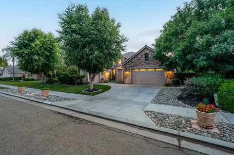 1840 N Duke Ave, Clovis, CA 93619 photo 3