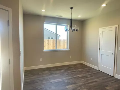 16249 W David Ave, Kerman, CA 93630 photo 3