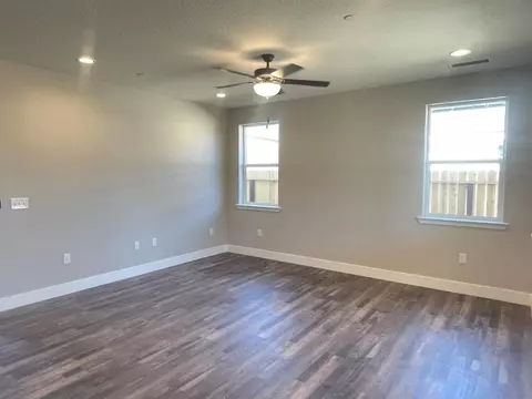 16249 W David Ave, Kerman, CA 93630 photo 4