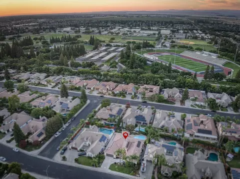 View/Area - 73 W Houston Ave, Clovis, CA 93611 photo 1 of 4