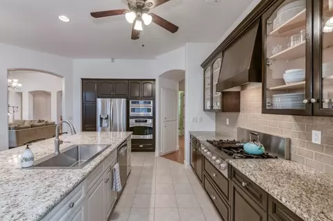 Kitchen - 73 W Houston Ave, Clovis, CA 93611 photo 4 of 7