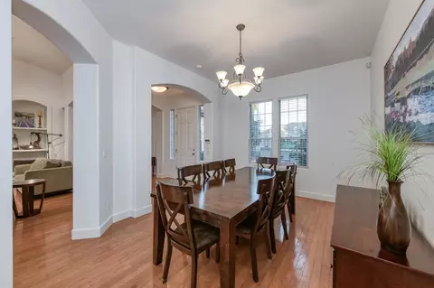 Dining - 73 W Houston Ave, Clovis, CA 93611 photo 2 of 3