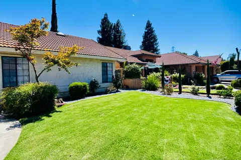 Exterior - 2042 Sample Ave, Clovis, CA 93611 photo 2 of 7