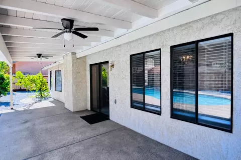 Exterior - 2042 Sample Ave, Clovis, CA 93611 photo 6 of 7