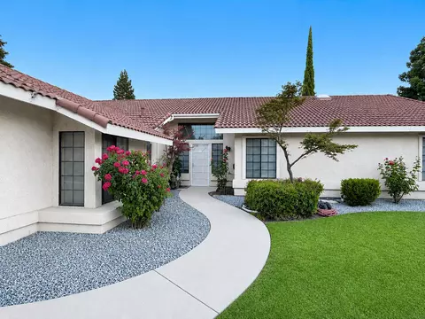 2042 Sample Ave, Clovis, CA 93611 photo 1