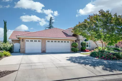 3055 Fairmont Ct, Madera, CA 93637 photo 5