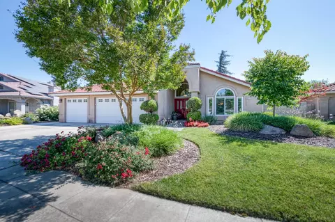 3055 Fairmont Ct, Madera, CA 93637 photo 3