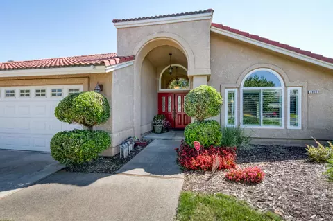 3055 Fairmont Ct, Madera, CA 93637 photo 6