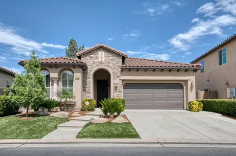 11342 N Via Montessori Dr, Fresno, CA 93720