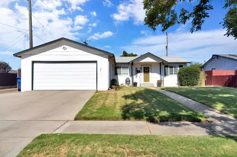 4619 N Clark St, Fresno, CA 93726