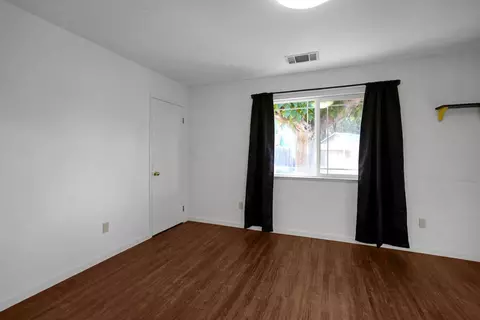 Bedroom - 543 Autumn Ct, Madera, CA 93637 photo 2 of 3