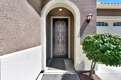 Entry Way - 2153 Lombard Ln, Clovis, CA 93619 photo 1 of 2