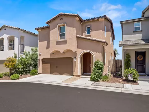837 Wishon Ave W, Madera, CA 93636 photo 2