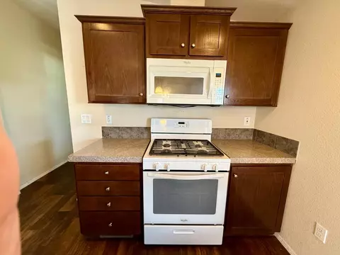 1218 E Cleveland Ave #SP 63, Madera, CA 93638 photo 14