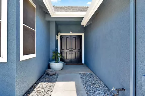 Entry Way - 2956 Griffith Ave, Clovis, CA 93611 photo 1 of 3