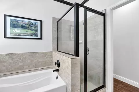 Bath - 2956 Griffith Ave, Clovis, CA 93611 photo 3 of 3