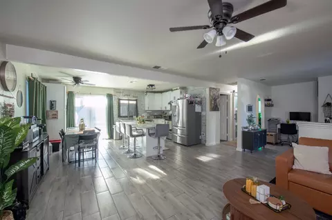 3061 Cindy Ave, Clovis, CA 93612 photo 6