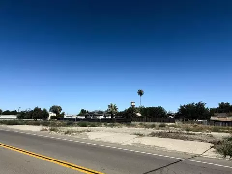 5700 Williams Ave, Tranquillity, CA 93668 photo 5