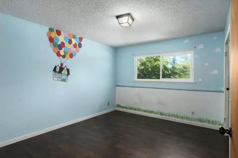 1305 De Cesari Ave, Madera, CA 93637 photo 13