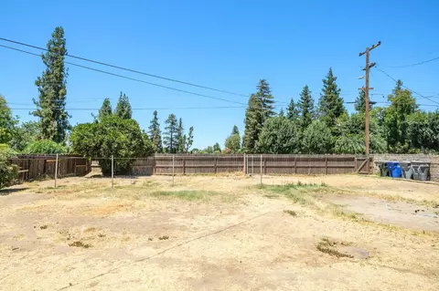 1305 De Cesari Ave, Madera, CA 93637 photo 18