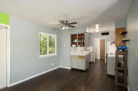 1305 De Cesari Ave, Madera, CA 93637 photo 7