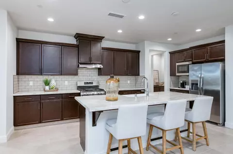 Kitchen - 1010 Horizon Dr, Madera, CA 93636 photo 5 of 5