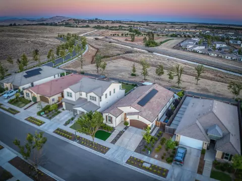 View/Area - 1010 Horizon Dr, Madera, CA 93636 photo 5 of 13