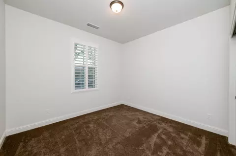Bedroom - 1010 Horizon Dr, Madera, CA 93636 photo 4 of 5