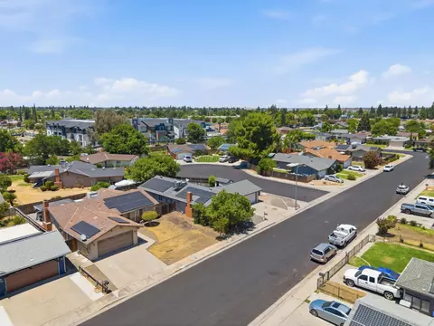 3044 Adler Ave, Clovis, CA 93612 photo 35