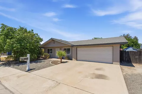 3044 Adler Ave, Clovis, CA 93612 photo 2