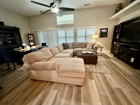 1271 Marc Ave, Fowler, CA 93625 photo 3