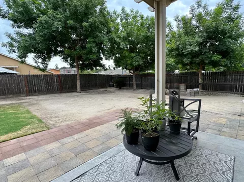 1271 Marc Ave, Fowler, CA 93625 photo 27