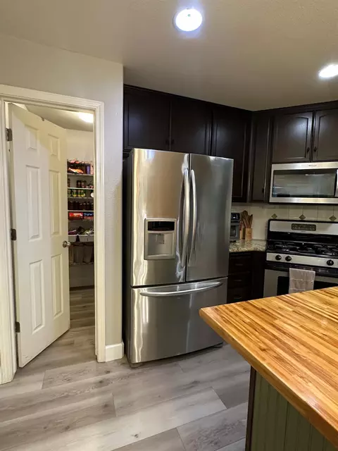 1271 Marc Ave, Fowler, CA 93625 photo 16
