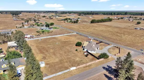 View/Area - 21466 Forest Glen Rd, Madera, CA 93638 photo 4 of 10
