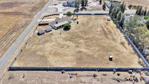 View/Area - 21466 Forest Glen Rd, Madera, CA 93638 photo 9 of 10