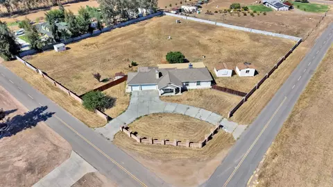 View/Area - 21466 Forest Glen Rd, Madera, CA 93638 photo 3 of 10