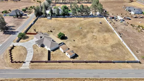 View/Area - 21466 Forest Glen Rd, Madera, CA 93638 photo 6 of 10