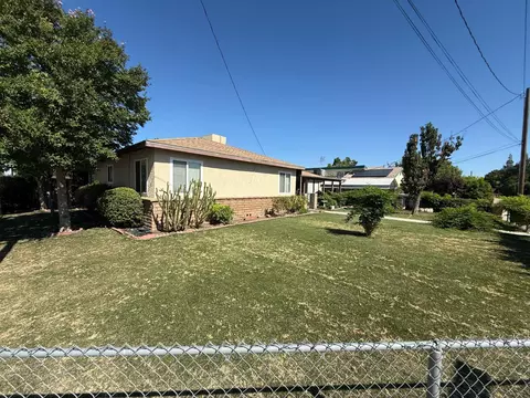1164 Dewitt, Clovis, CA 93619 photo 1
