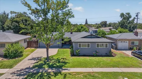 2302 E Fedora Ave, Fresno, CA 93726